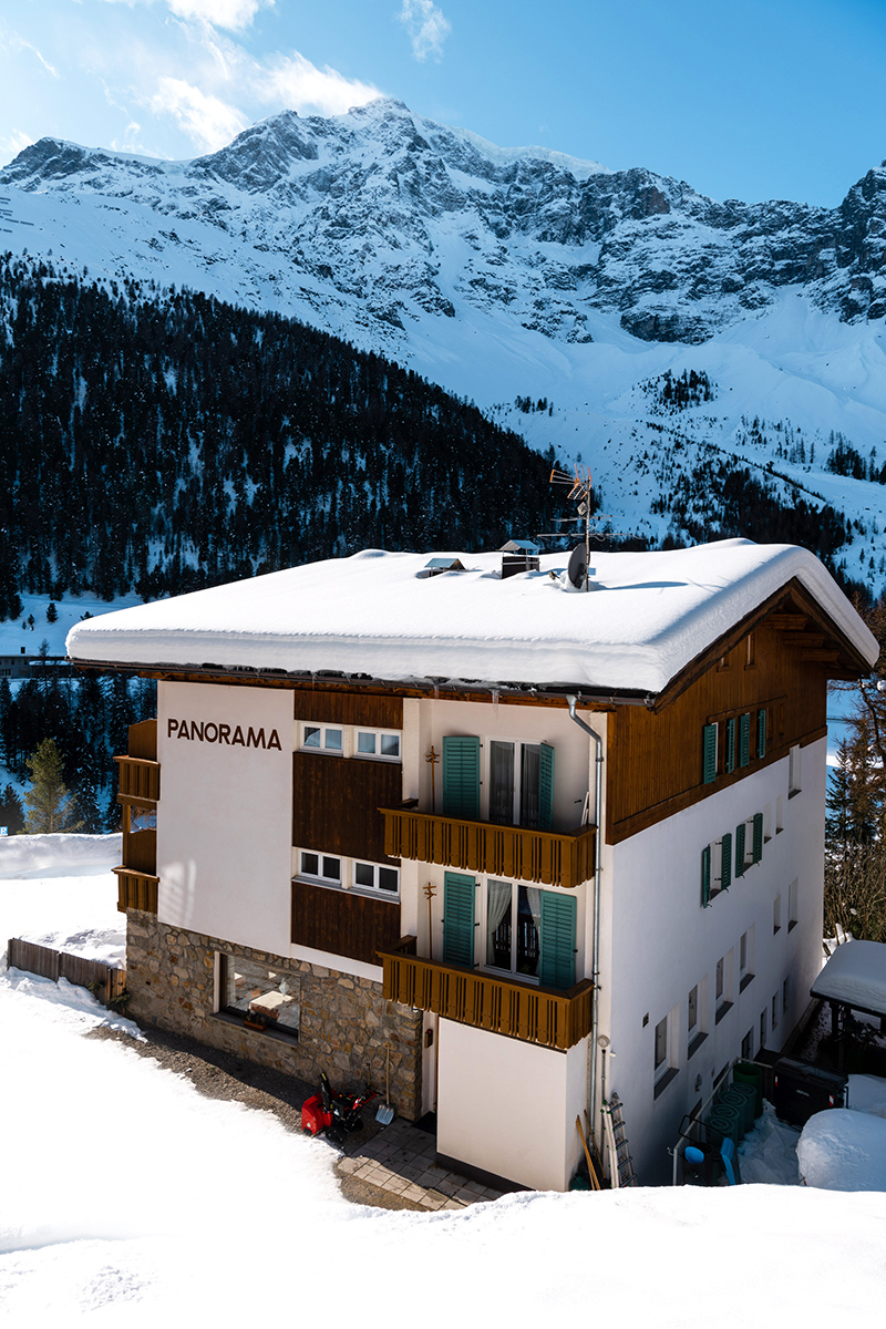 hotel-panorama-view-back-ortler